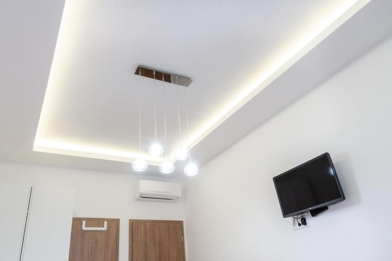 3 En Suit Bedroom Flat In The Main Centre For 6Ppl, 3Bdr,3Bthr,Ac Budapeste Exterior foto