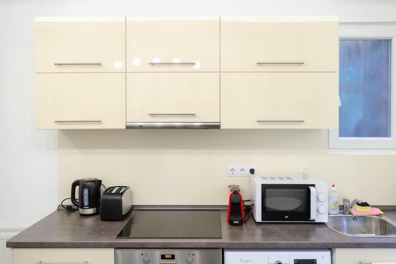 3 En Suit Bedroom Flat In The Main Centre For 6Ppl, 3Bdr,3Bthr,Ac Budapeste Exterior foto
